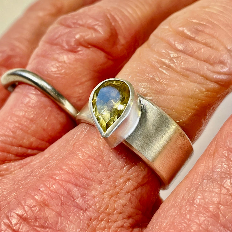 Lemon Quartz Party Ring